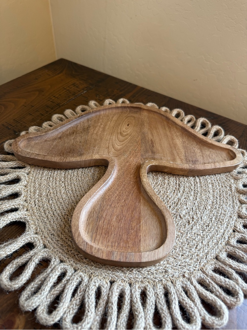 Vintage Wood Mushroom Shaped Serving Tray Carved Wood Cutting Board & Catchal